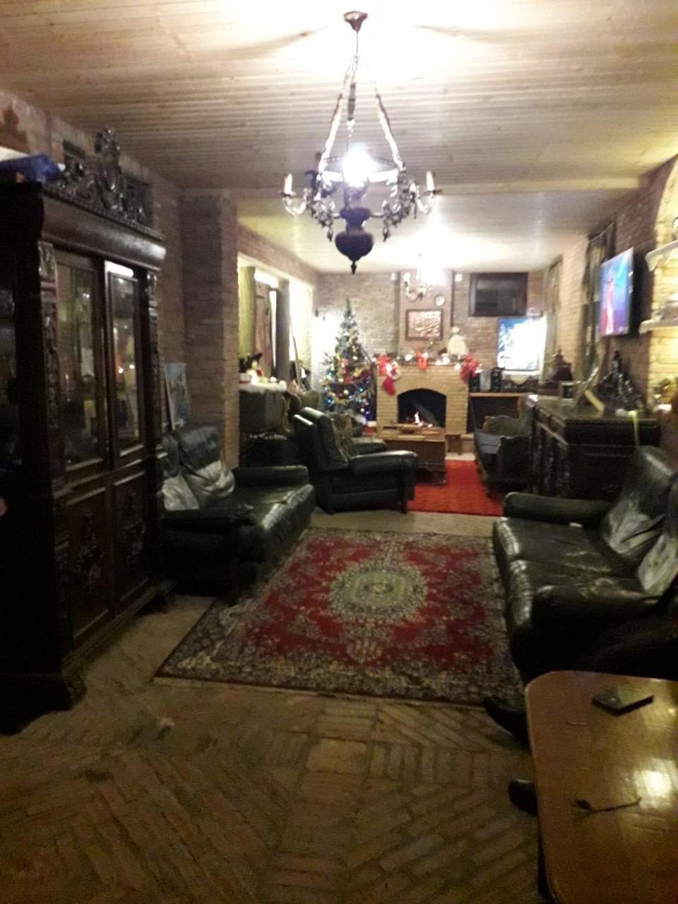 Guest House Temuri Batumi Esterno foto